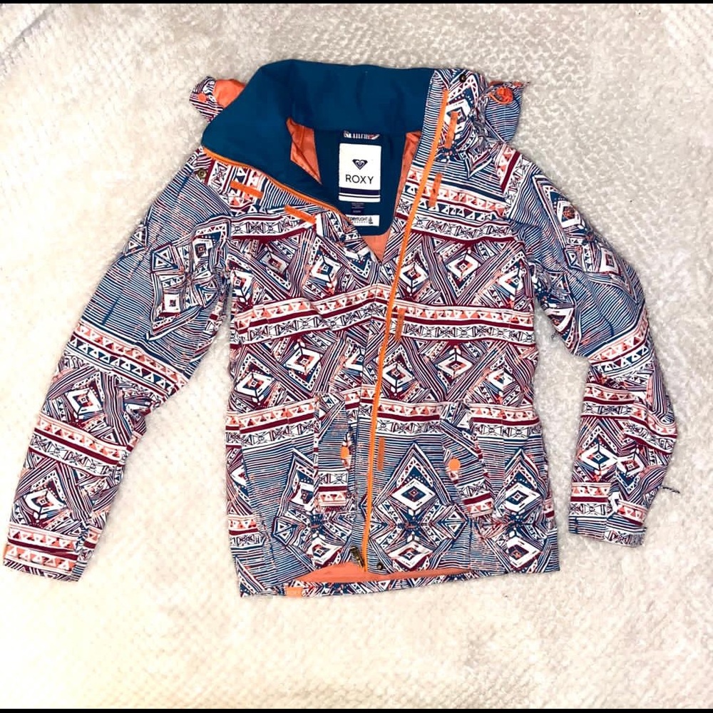 Like new Roxy Snowboarding/ Ski Coat